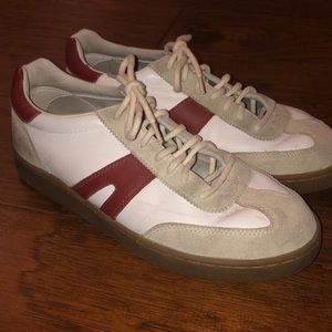 American Eagle Sneakers